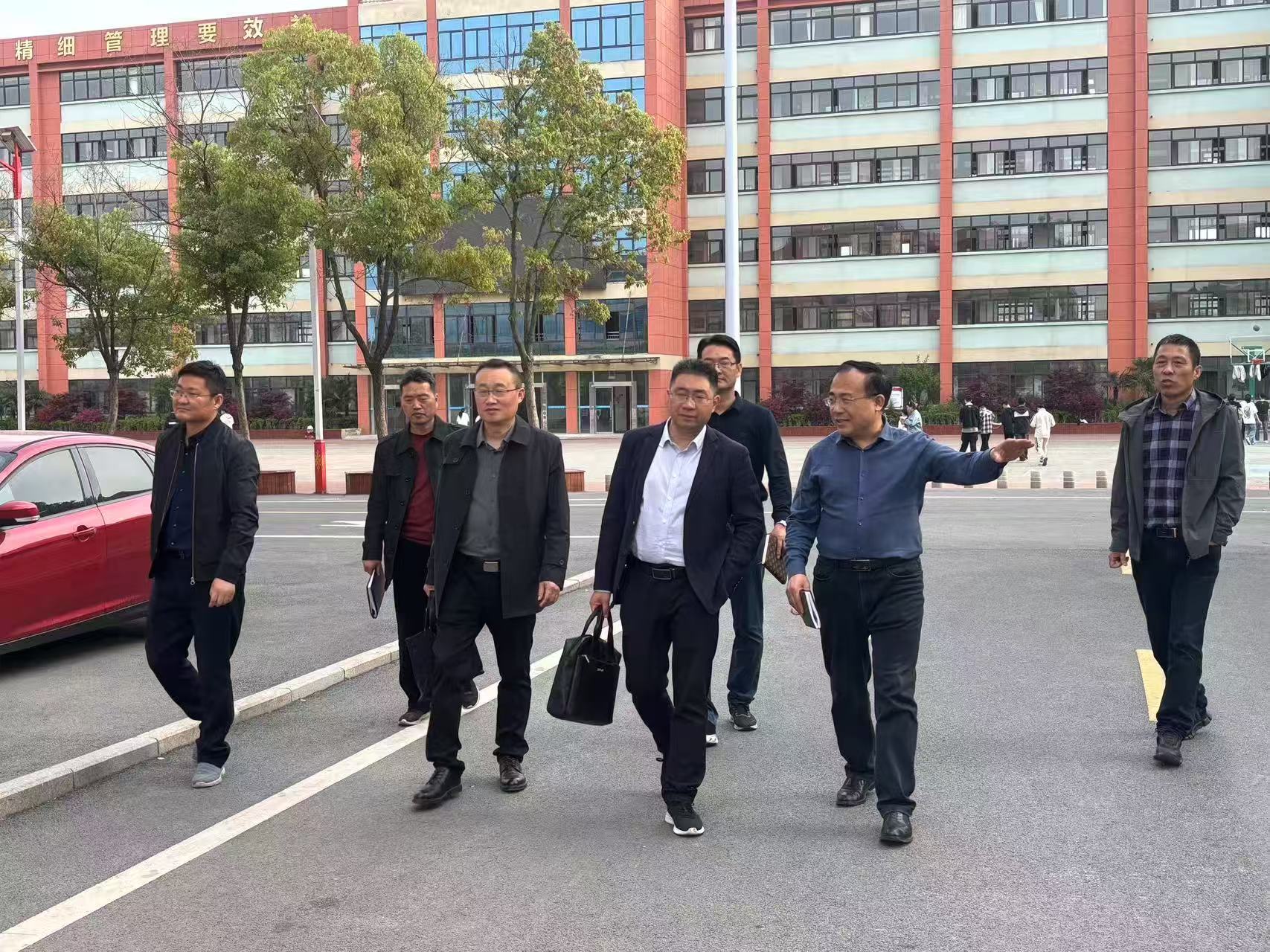 微信图片_20250530003936.jpg